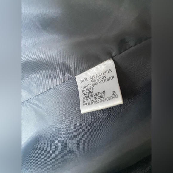 ALEX MARIE Women's Gray  Business Office Blazer Jacket with Black Buttons - Picture 5 of 11